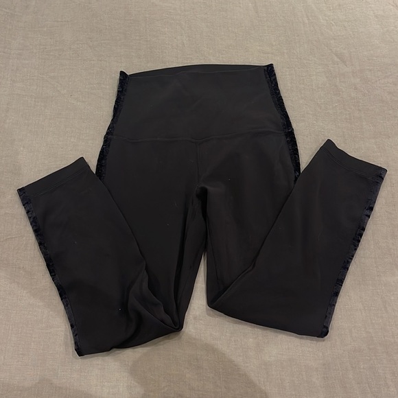 Lululemon High Waisted Leggings - Picture 6 of 17